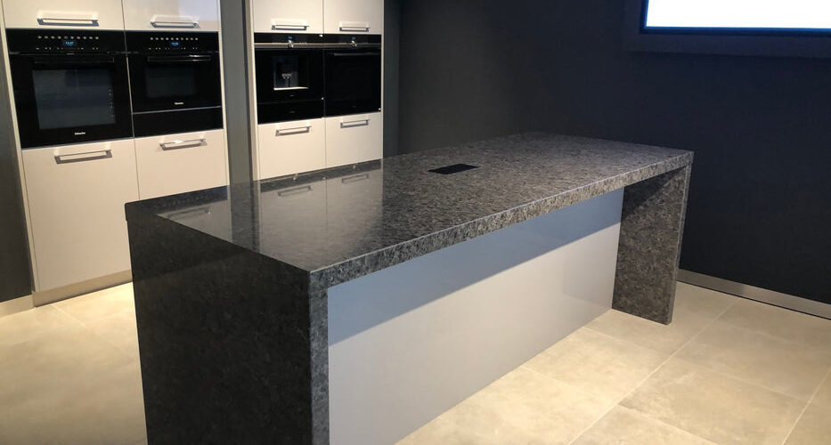 BlatbucatarieNobleImperialGreyProwest02 7d8d425d 638a 4e88 aba8 f03342717307 x700