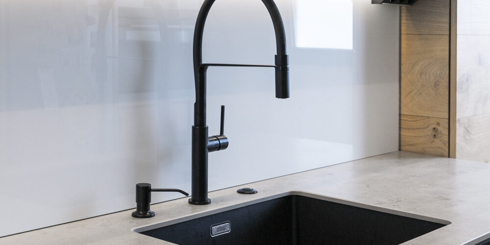 Beton kitchen sink.jpg